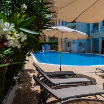 Detalle de una de las piscinas del Hotel Bella Mar