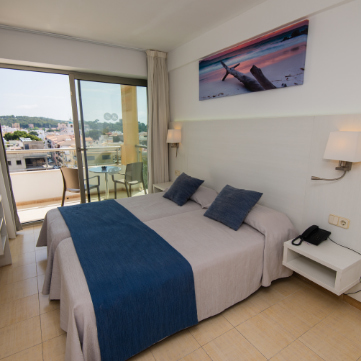 General view of the Superior Room of the Bella Mar Hotel, overlooking Cala Ratjada